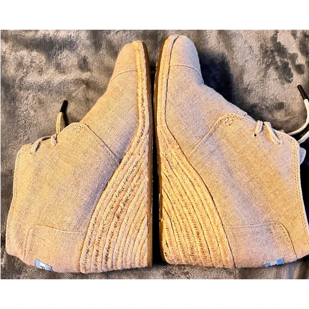 TOMS Desert Wedge Oatmeal Linen Canvas Espadrille Lace Up Booties‎ W8.5 301212